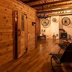 Landidyll Mit Wunderschönem-seperatem Wellnessbereich Apartment
