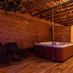 Landidyll Mit Wunderschönem-seperatem Wellnessbereich Apartment *