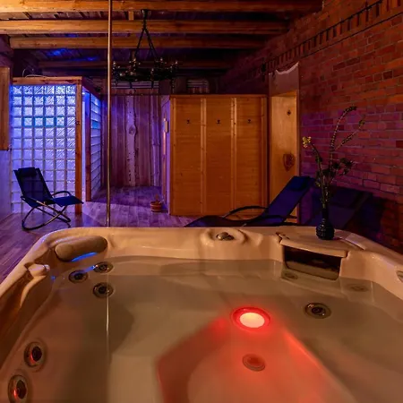 Landidyll Mit Wunderschoenem-seperatem Wellnessbereich Apartment *
