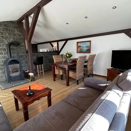 아파트 Landidyll Mit Wunderschoenem-seperatem Wellnessbereich