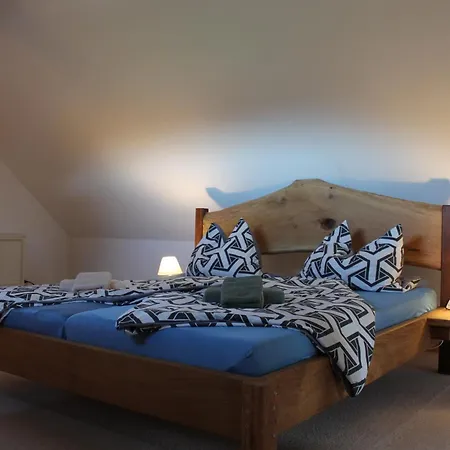 Landidyll Mit Wunderschönem-seperatem Wellnessbereich Apartment *