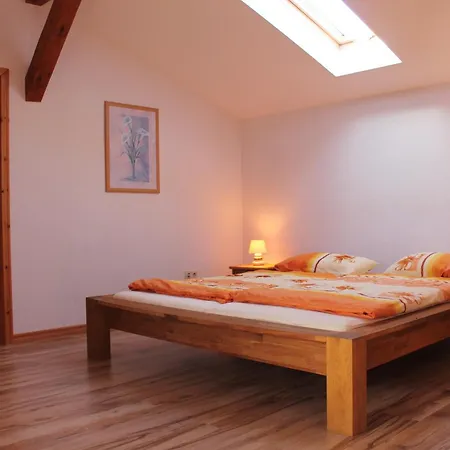 Landidyll Mit Wunderschoenem-seperatem Wellnessbereich